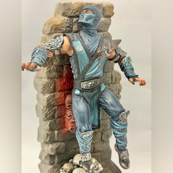 Mortal Kombat 9 Kollector's Edition Scorpion Sub-Zero Bookends Statue - Picture 10 of 12